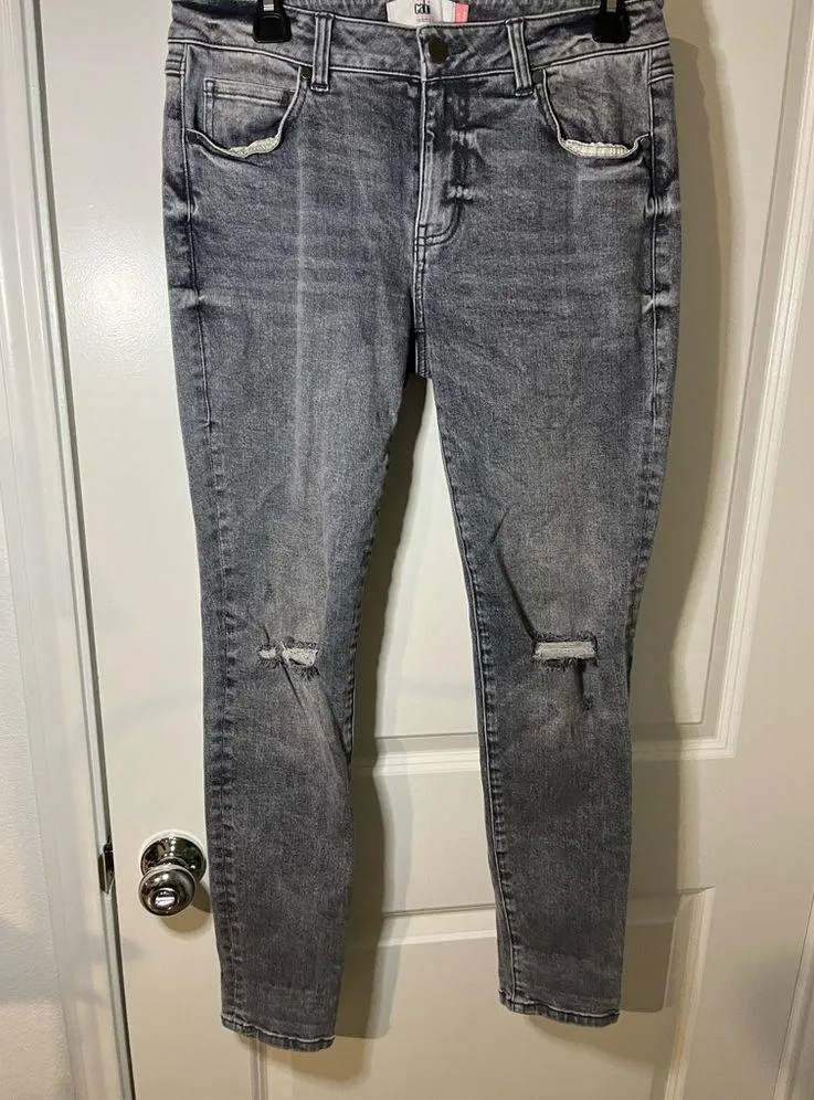 CAbi Distressed Ripped Grunge Gray Acid Wash Fitted CasualHigh Skinny Jeans Sz 6 - Image 3