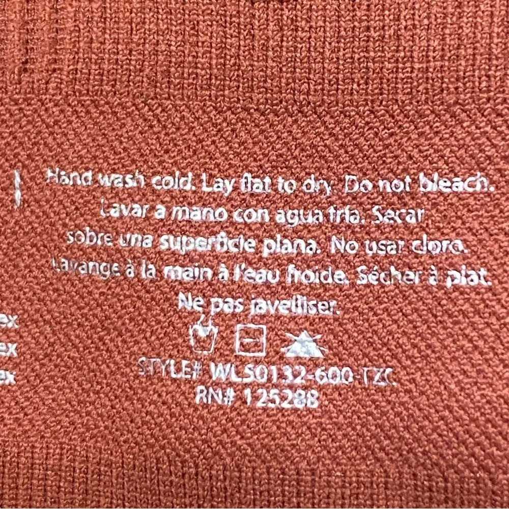 Tahari Ribbed Seamless Bra Marsala Large NWT Adjustable Straps Removable Pads - Image 4