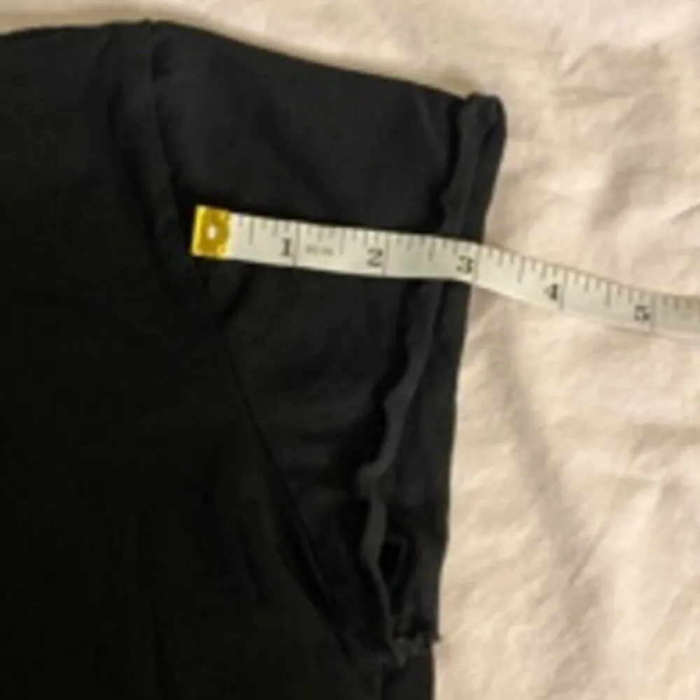 Urban Rebel Black Crop T - Image 5