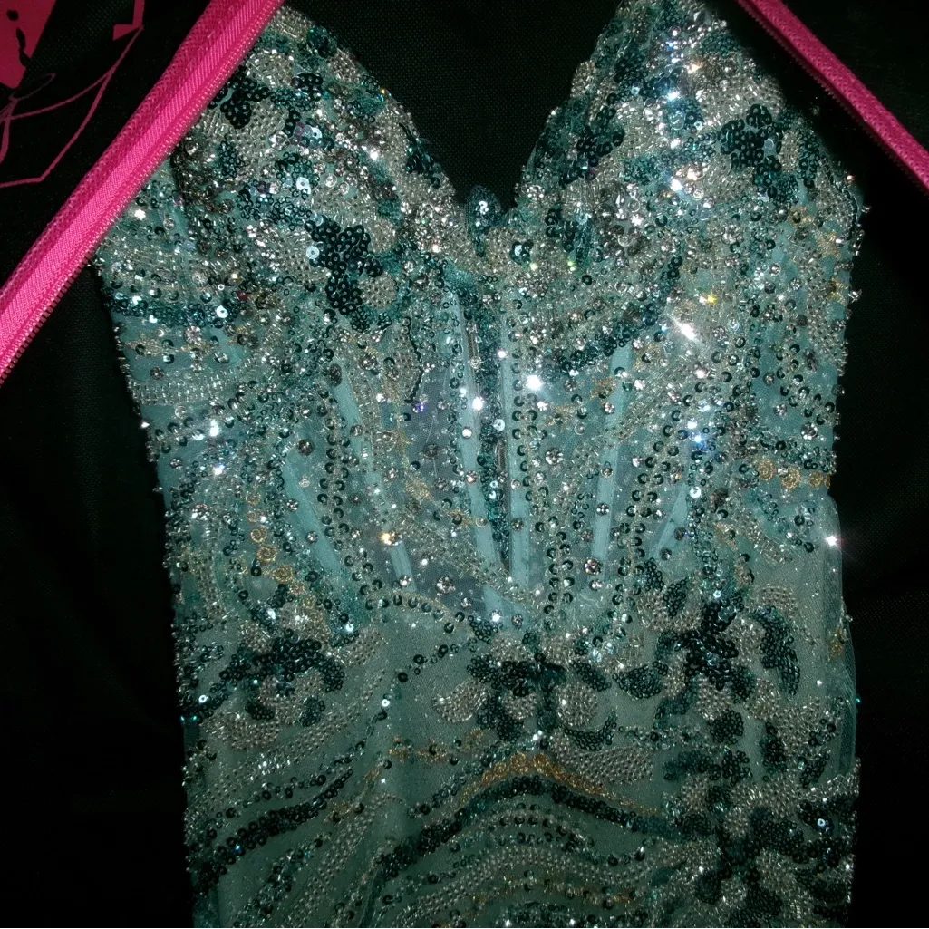 Sequin Embellished Evening Gown Blue Size 00 - Image 2