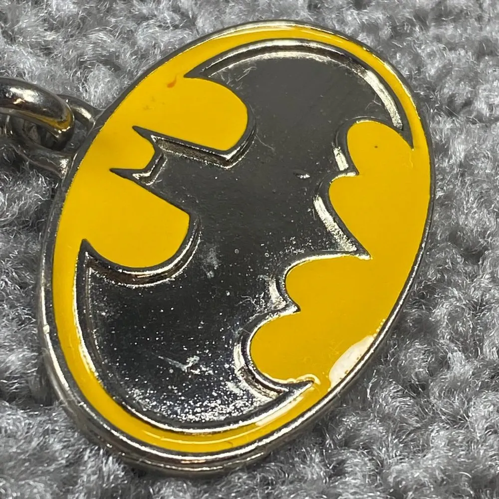 Batman Pendant Medal Medallion 1999 DC Comics Yellow Enamel Silver Color Metal - Image 6