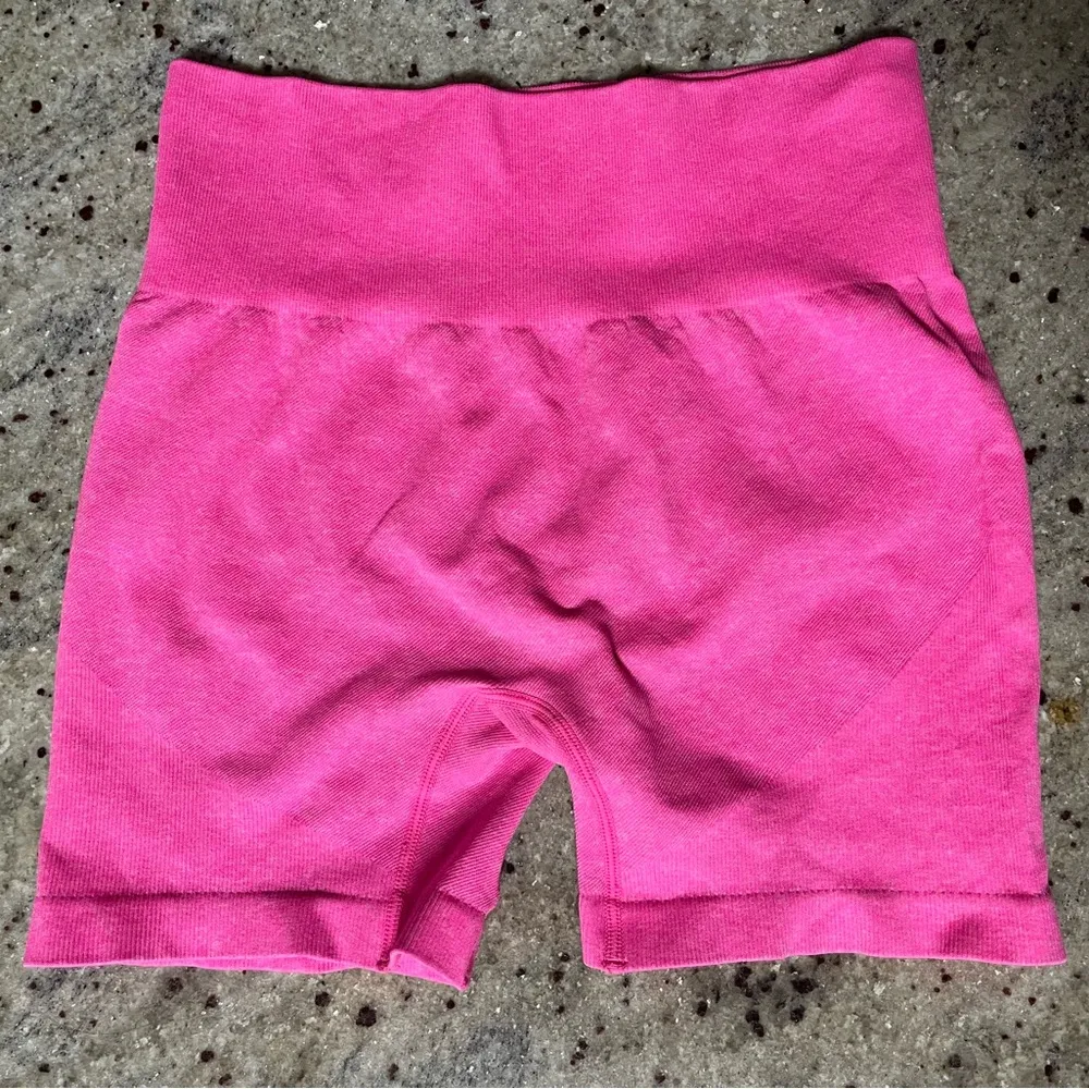 GXIN Women Workout 2 Piece Outfit Yoga Stretch Top Set High Waist Sport Shorts - Image 4