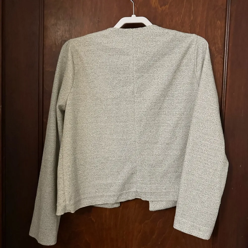 J. Crew 365 Boucle Blazer Size M - Image 4