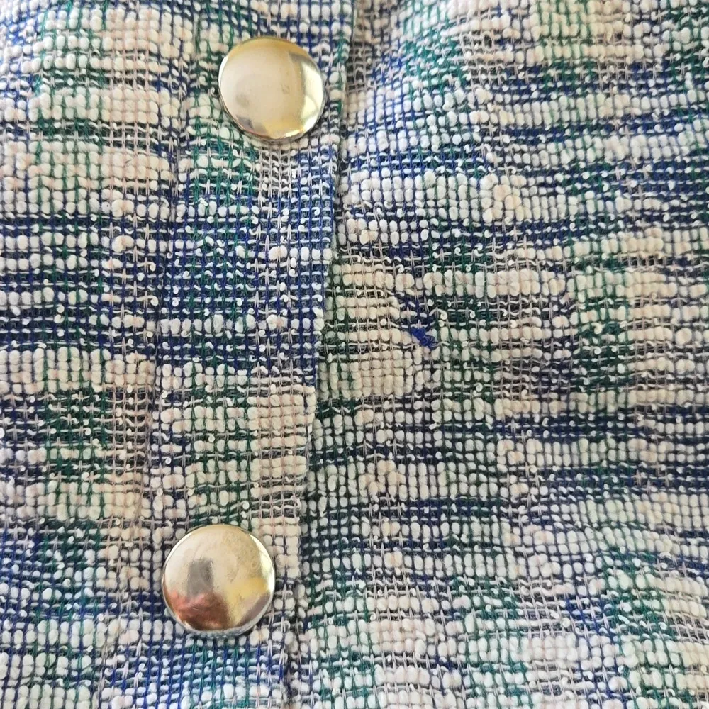 BCBGeneration NWT BCBG Tweed Mini Skirt With Silver BUTTON ACCENTS - Image 6