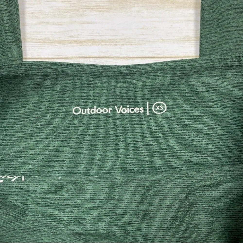 Outdoor Voices leggings in hunter green - Image 3