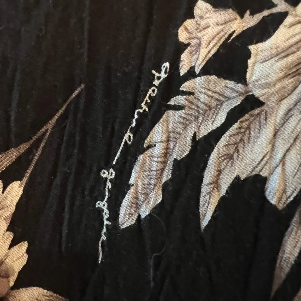 SPIRITUAL GANGSTER Black and White Floral Print Maya Kimono One Size - Image 4