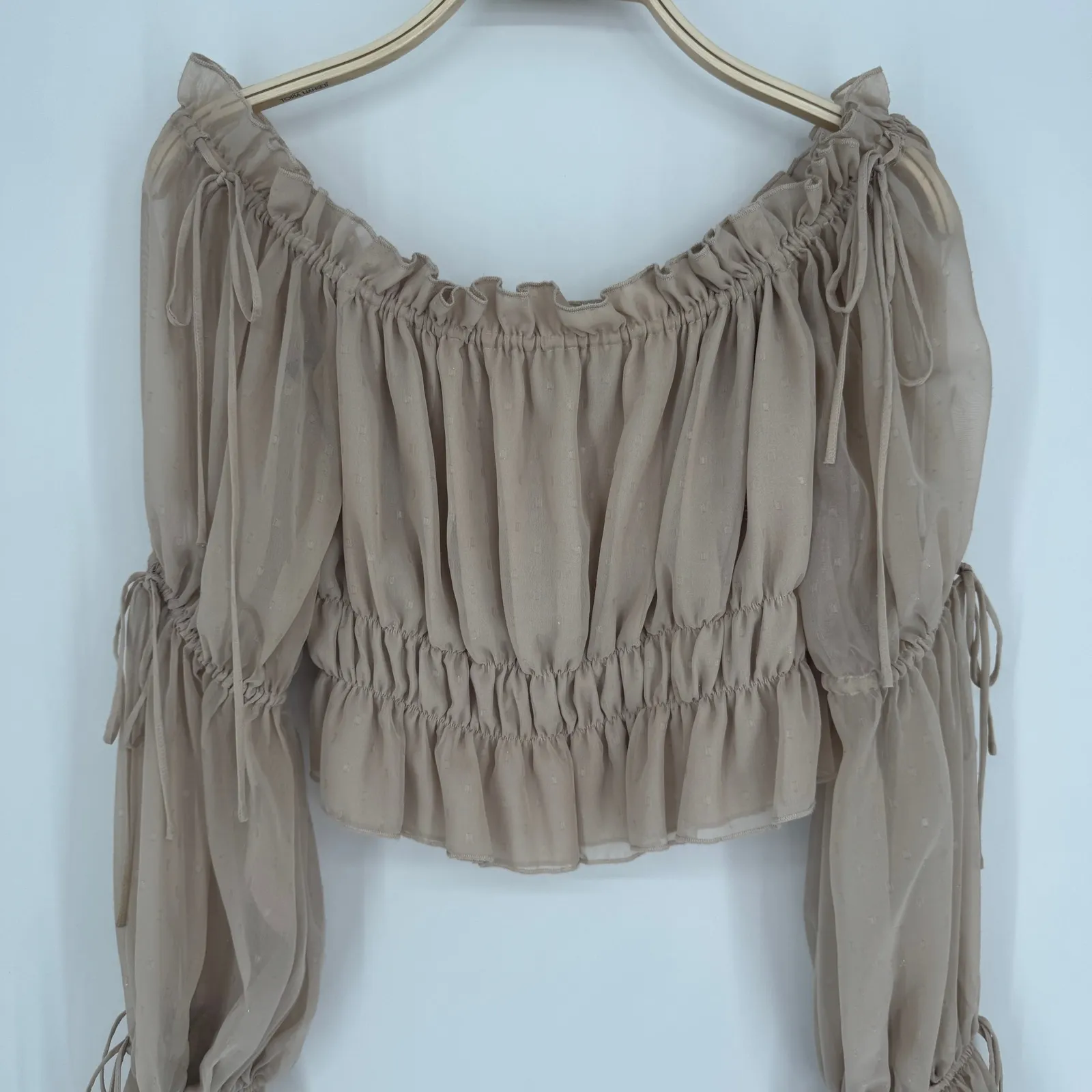 Revolve x Chrissy Teigen Sands Off Shoulder Top Medium Beige Boho Chic Feminine - Image 4