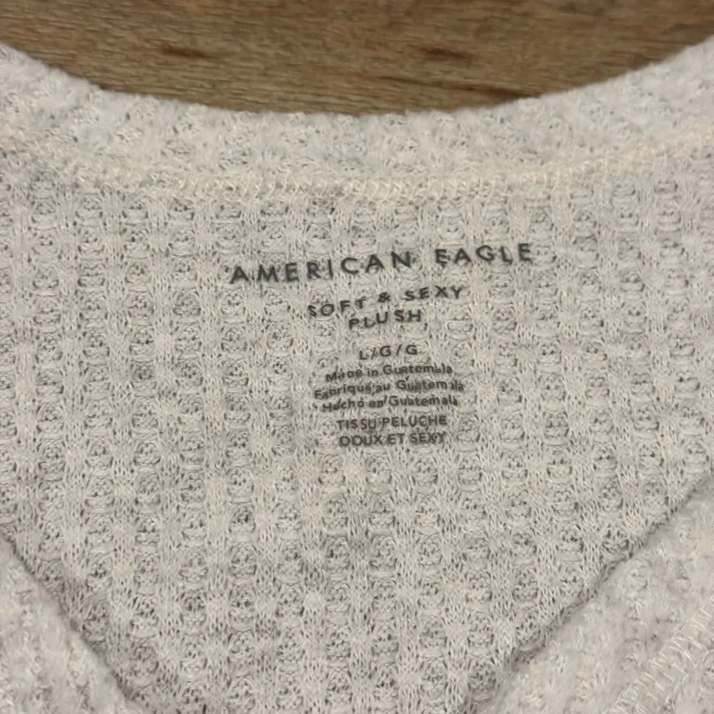 American Eagle Sexy and Soft Button Down Sweater Size Large - Image 2