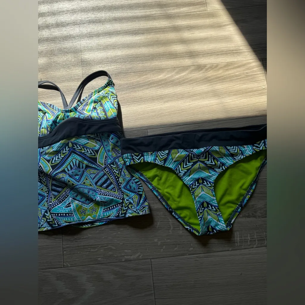 NWOT Title Nine swim top and bottom - Image 4