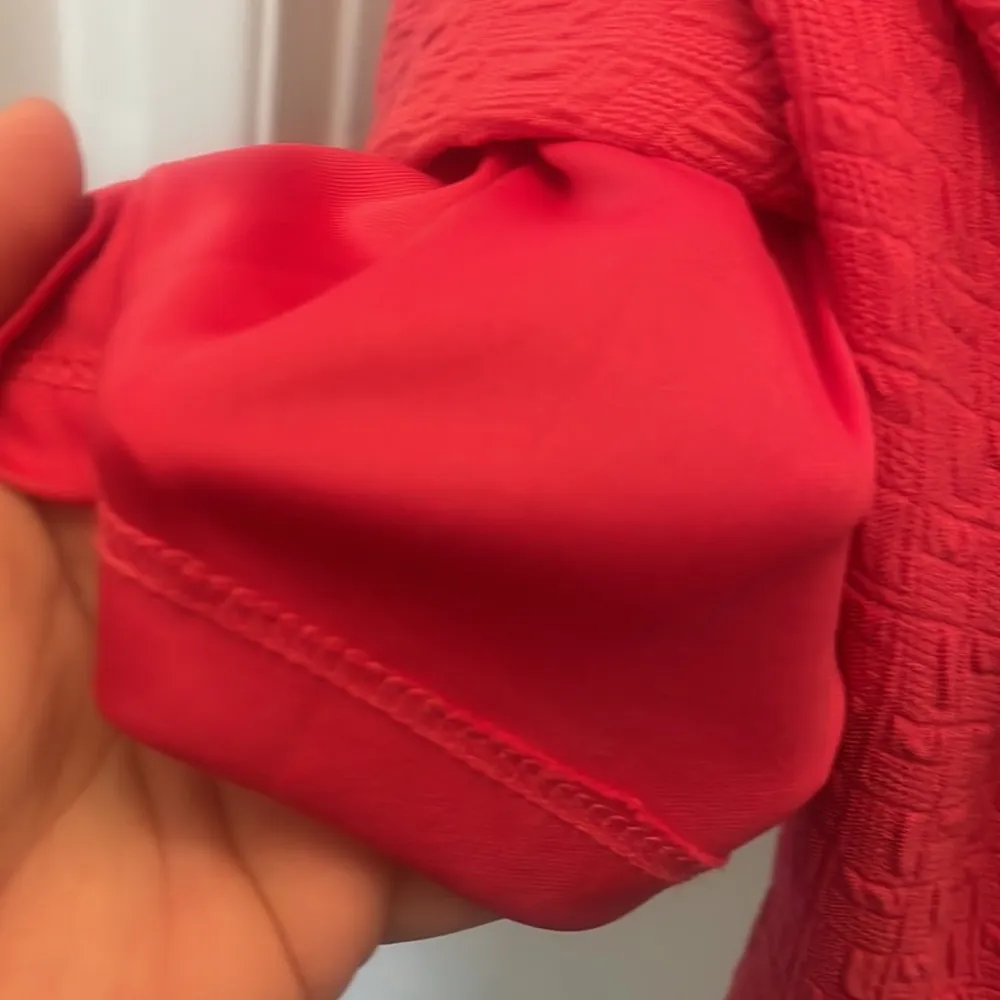 - Alya hot pink dress fit and flare summer size M textured fabric - Image 10