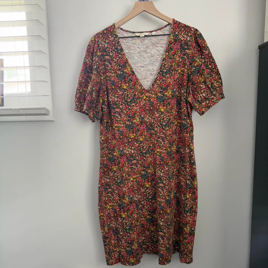 Boden 14 V Neck Jersey Dress Gardenia Petal Colorful Floral Puff Short Sleeve Pink - Image 2