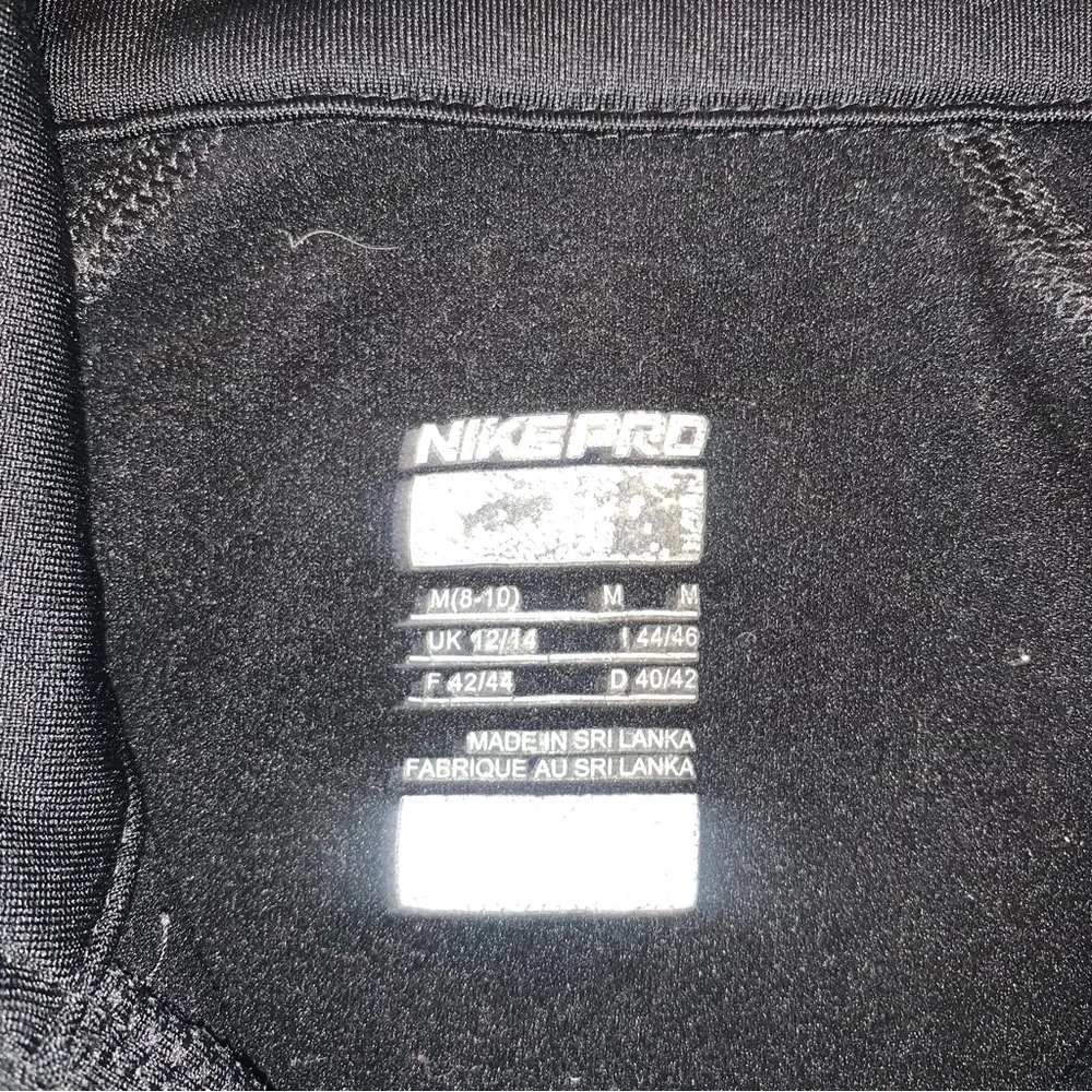 Nike Dri-Fit Pullover Medium - Image 2