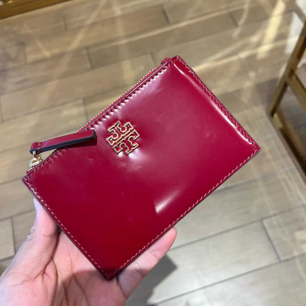 Tory Burch Britten patent Zip Card Case Mini Wallet BARTLETT RED - Image 5