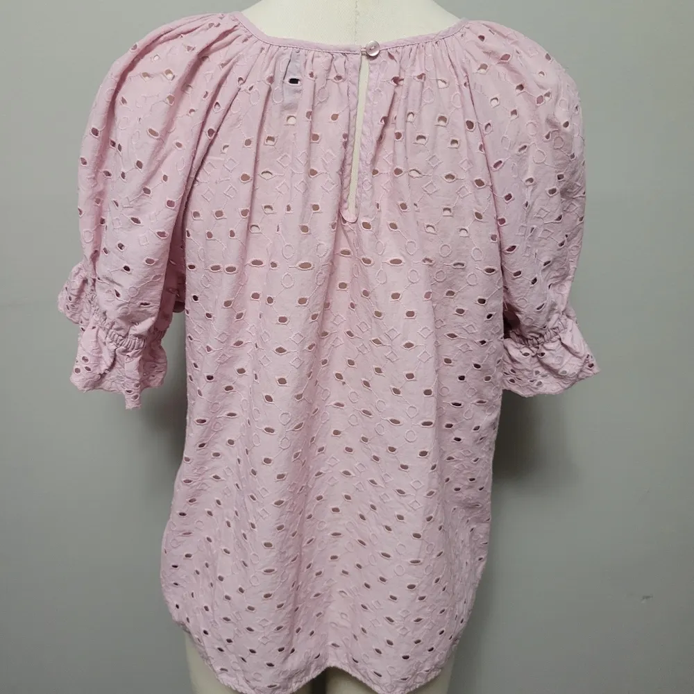 Universal Thread mauve eyelet ruffle blouse size medium - Image 6