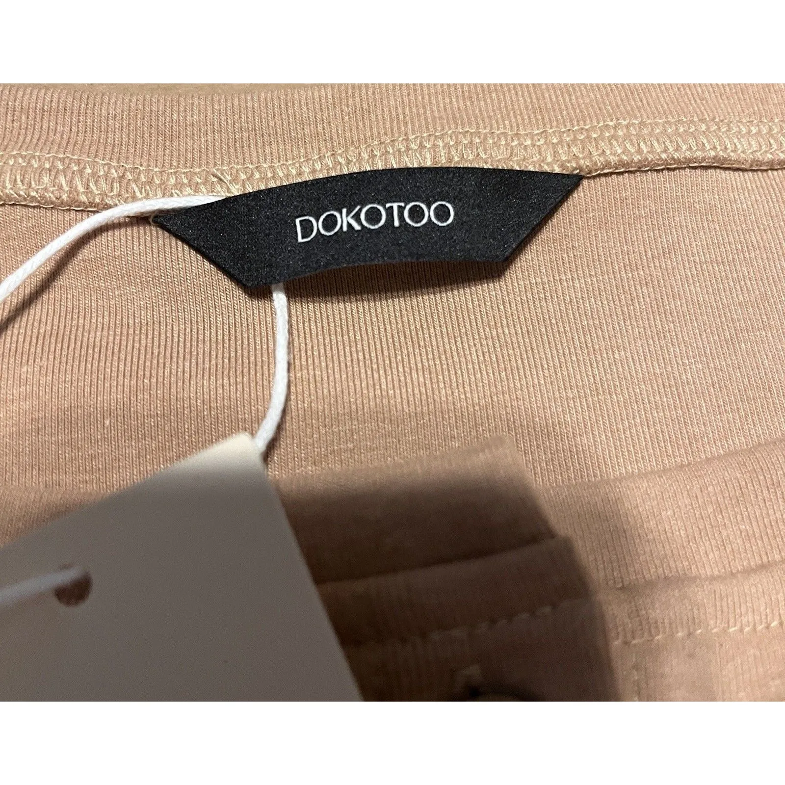 Dokotoo Waffel Knit Two Tone Henley Tunic Top Brown Tan Women's Size Medium NWT - Image 11