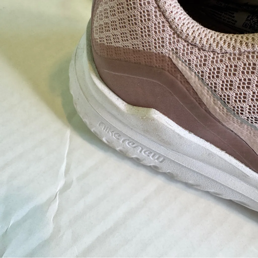 Nike Renew Pink Mesh Running Shoes Sneakers Womens 9 Casual Classic Comfort - Image 6