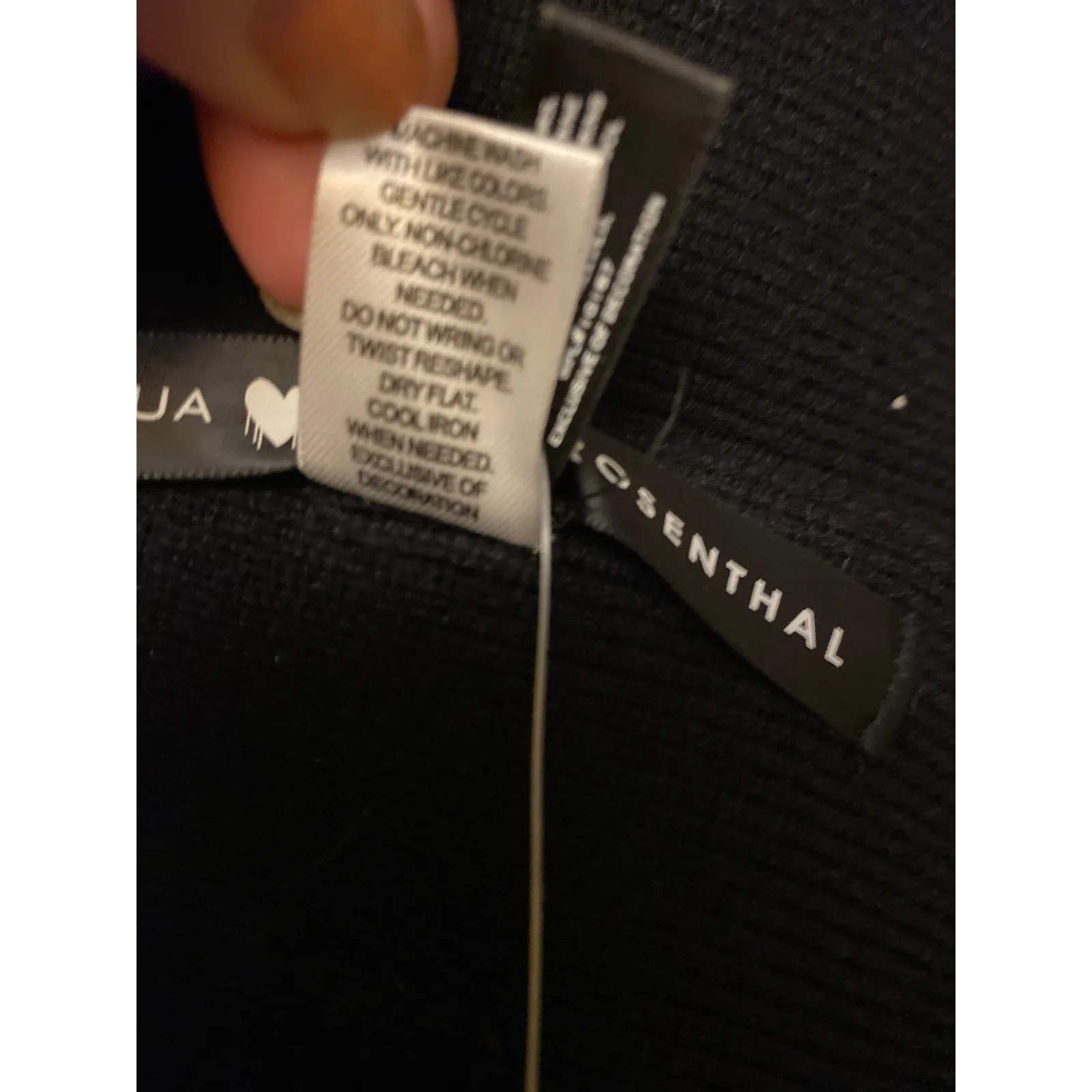 Brand New Aqua Kerri Rosenthal Women's OS Black Wrap Shawl Scarf Heart - Image 8