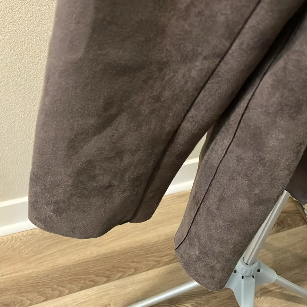 She & Sky trench jacket pockets - Image 5