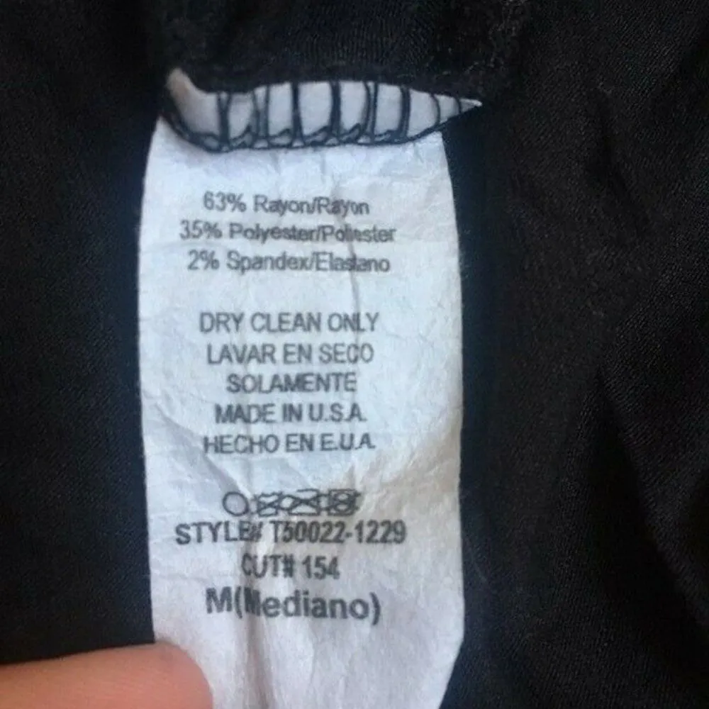 Ee:some medium black top - Image 2