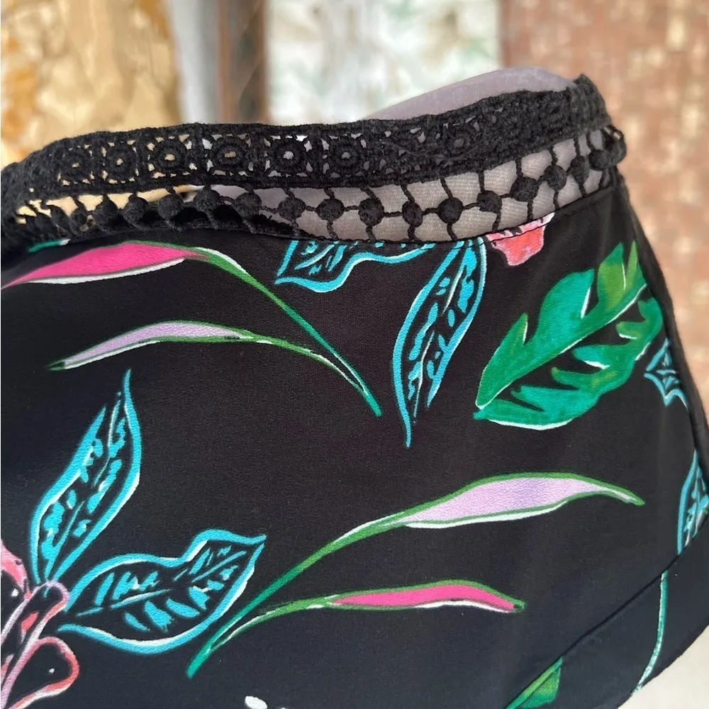 A New Day Black Multi Floral Crochet Lace Blouse XS - Image 4