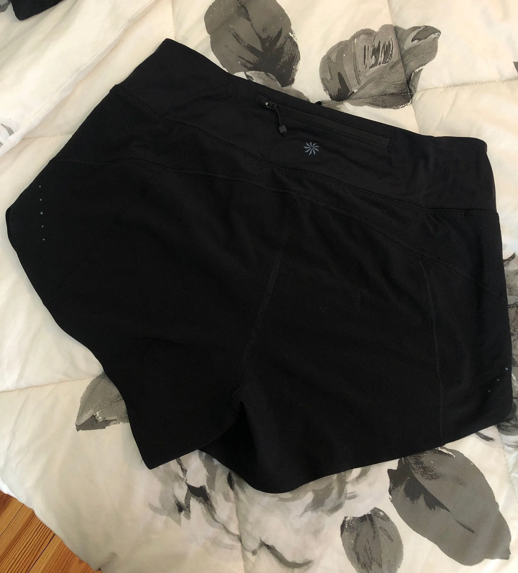 Black Run with It Shorts - Image 5