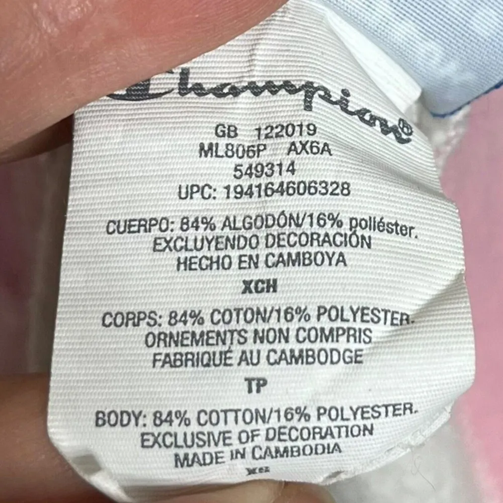 Welcome to my closet! - Image 8