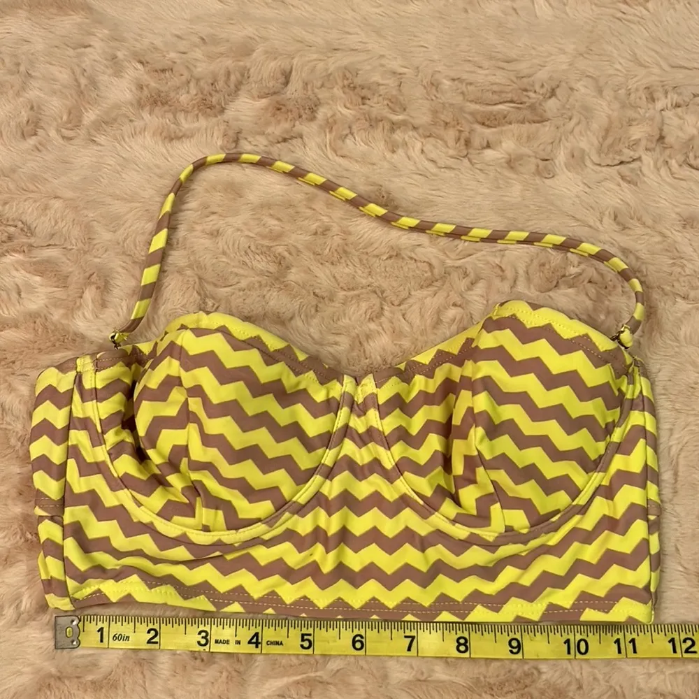 Bikini Top in size M - Image 6