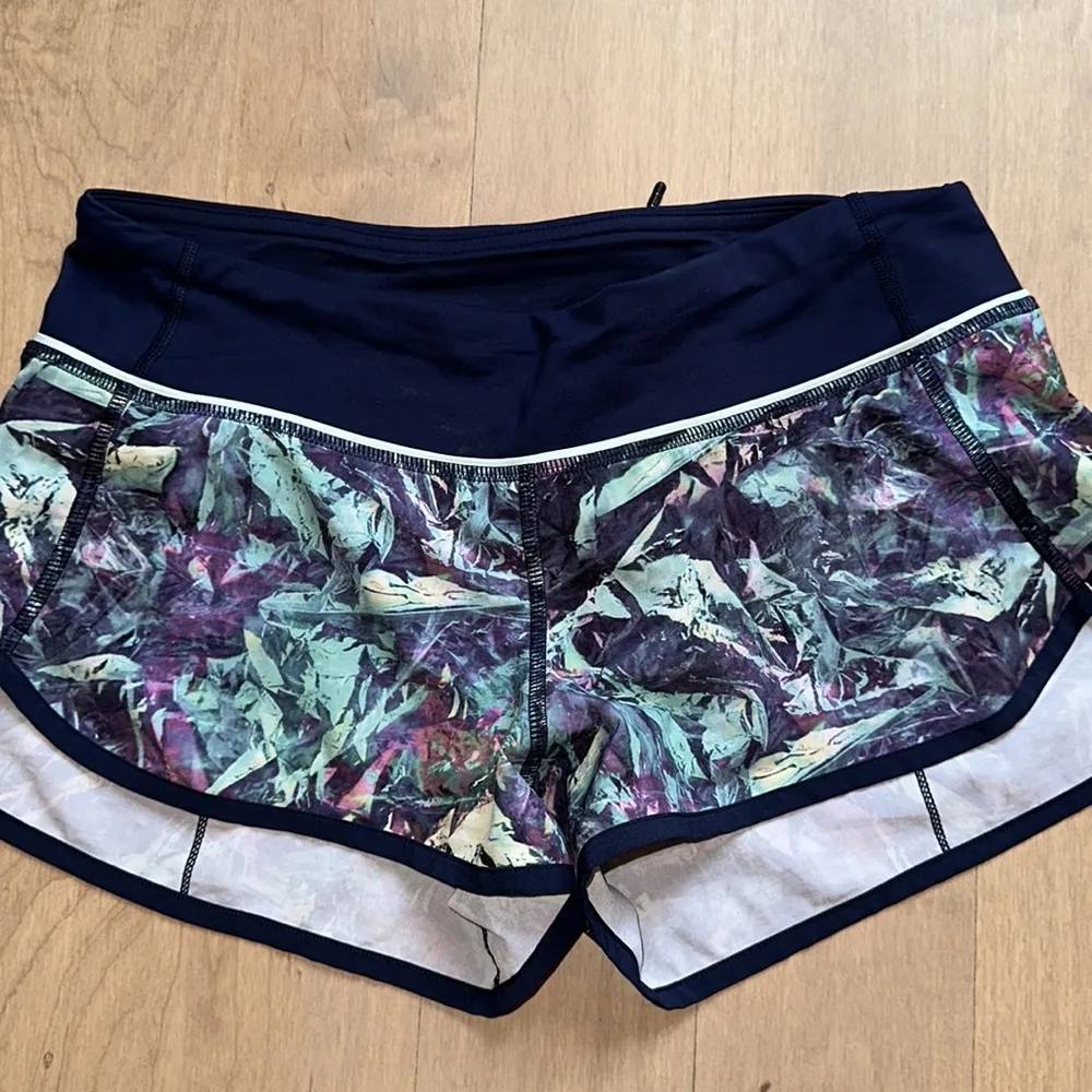 speed short - Iridescent multi/ deep navy 2.5" - Image 3