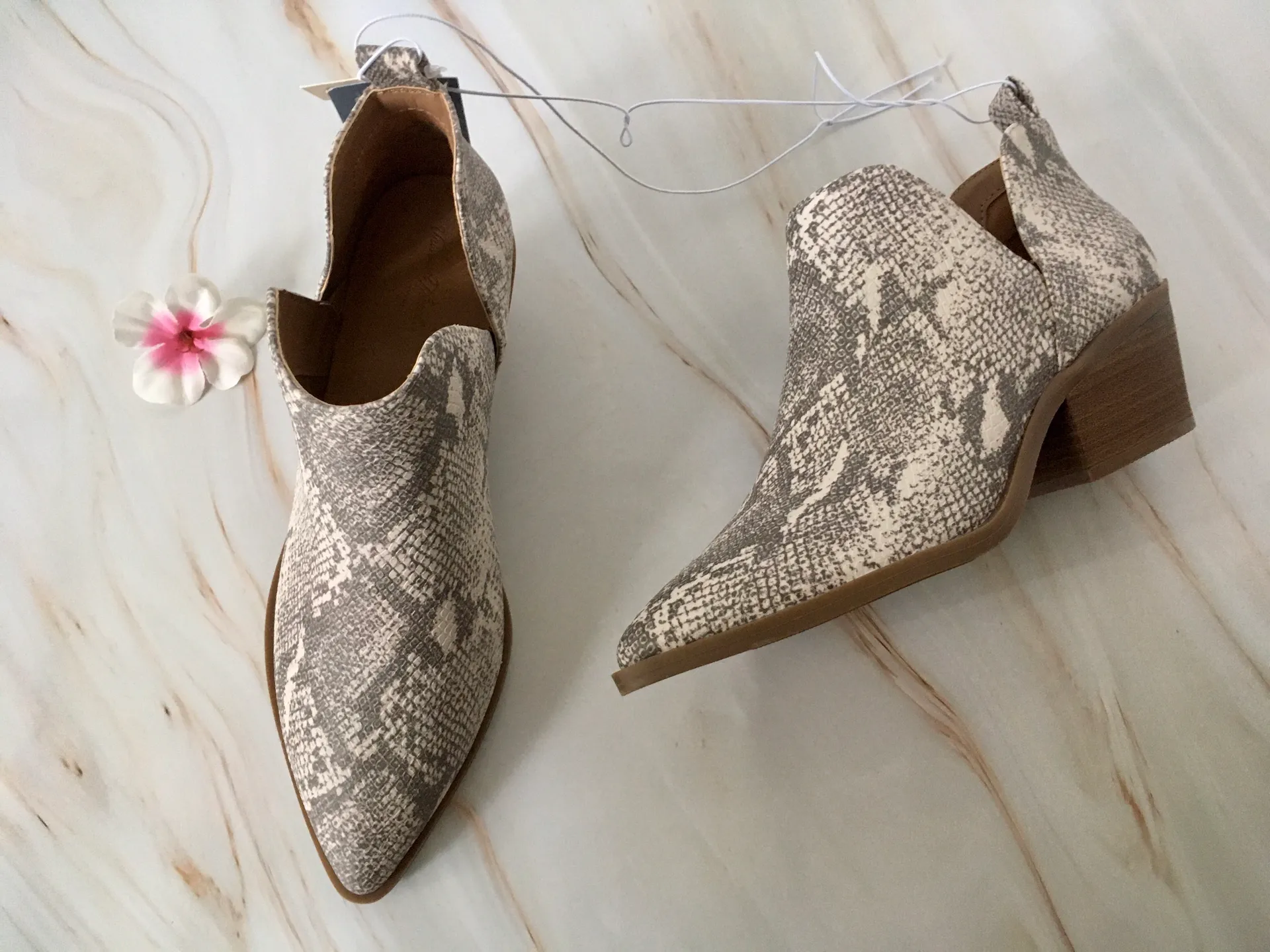 Snake Print Ankle Boots, Size 7 Gray - Image 5