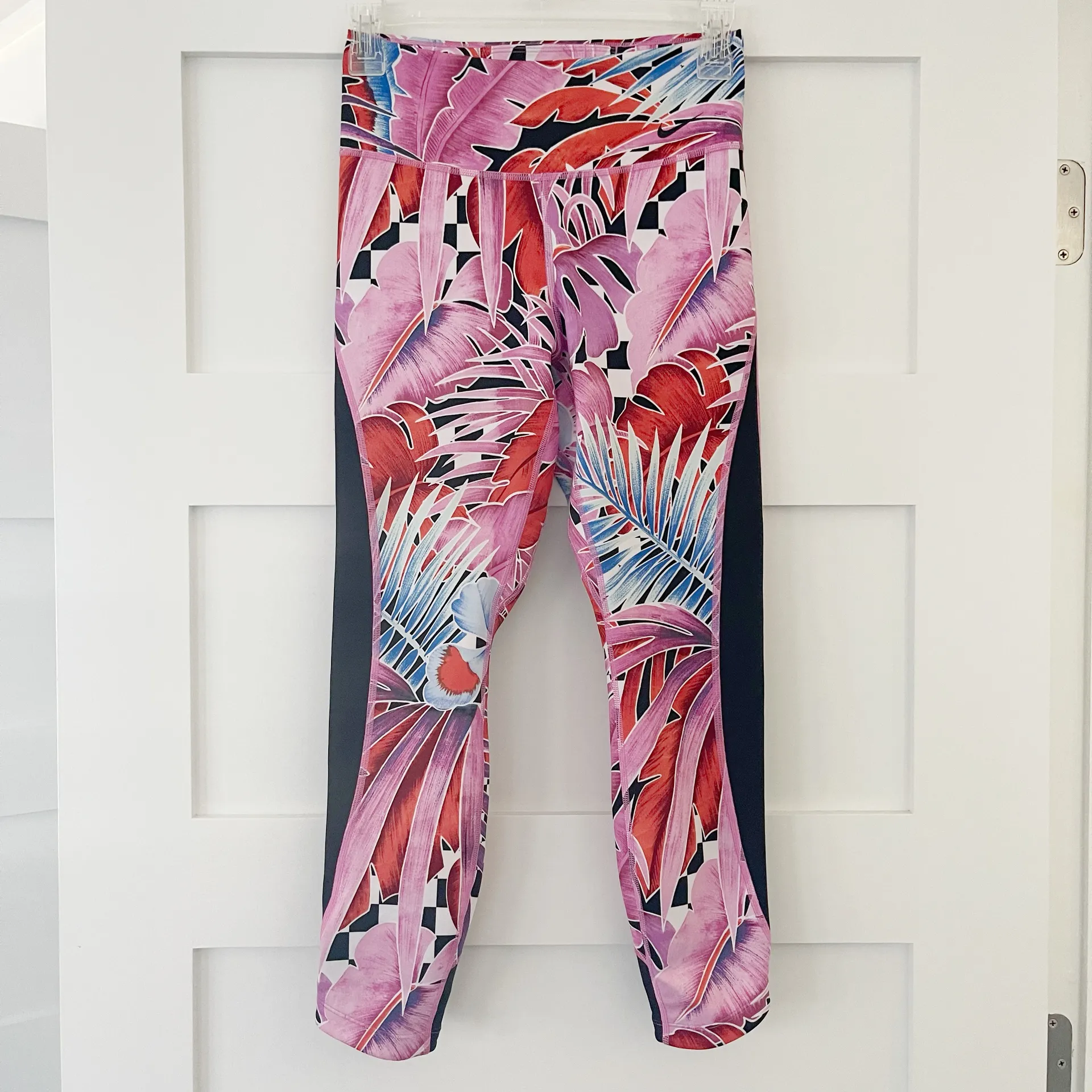 Nike 7/8 Tropical Leggings - Image 6