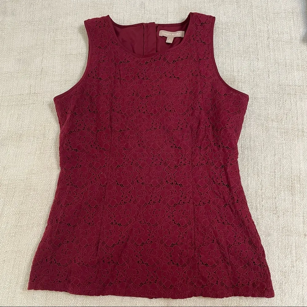Banana Republic Sleeveless Burgundy Lace Top - Image 5