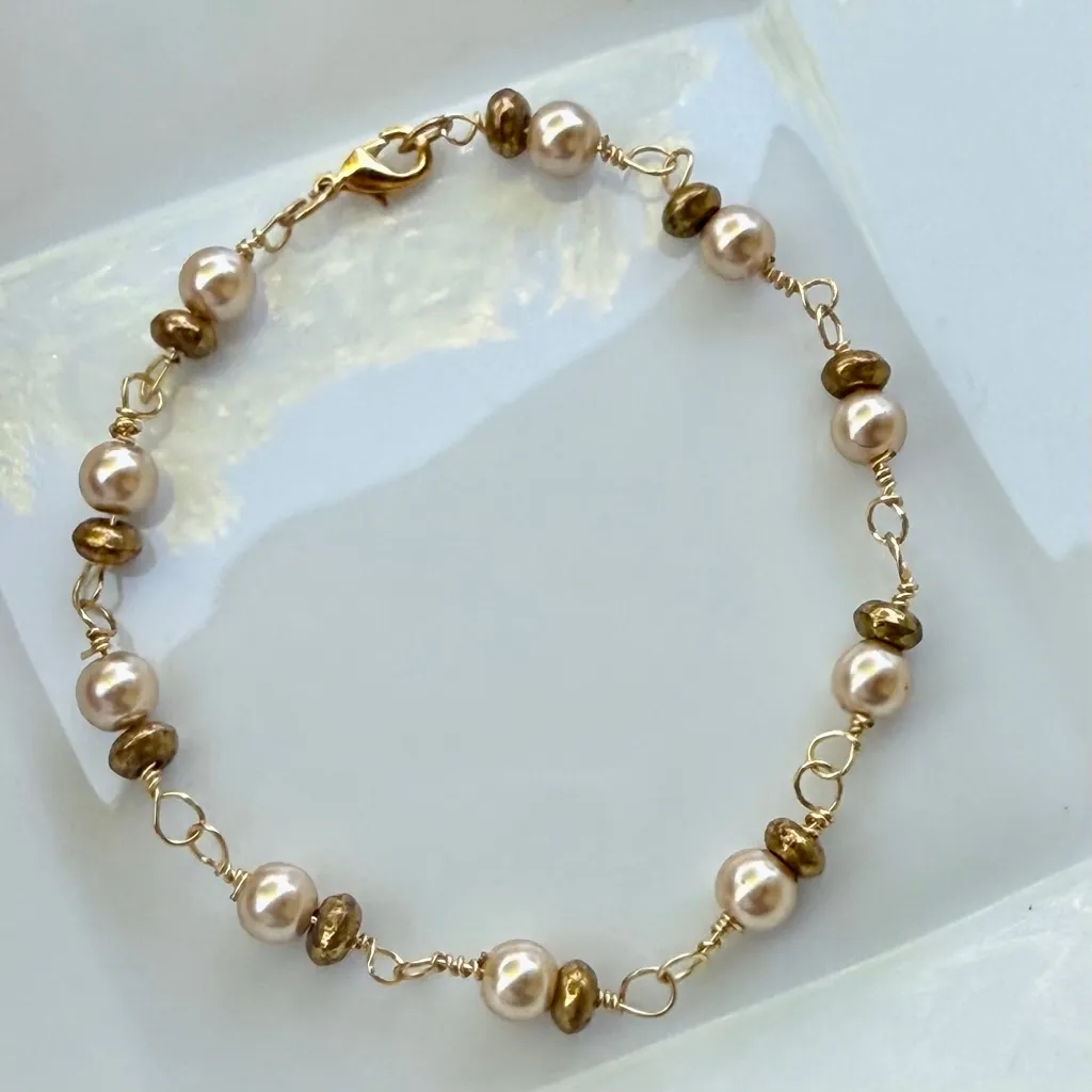 Hand Crafted Bronze Beads & Cream Pearls Gold Tone Wire Wrapped Chain Bracelet - Image 2