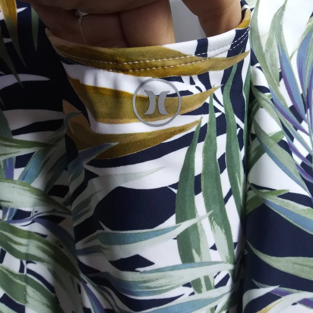 Hurley Ladies' Size Medium, One-Piece Swimsuit, UPF 50+, Cayman Palms Size XL - Image 8