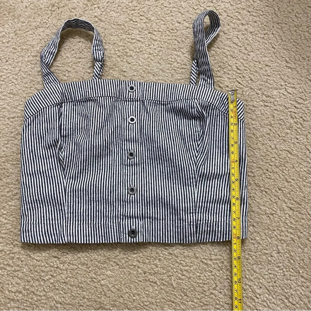 Striped Hollister Crop Top - Image 6