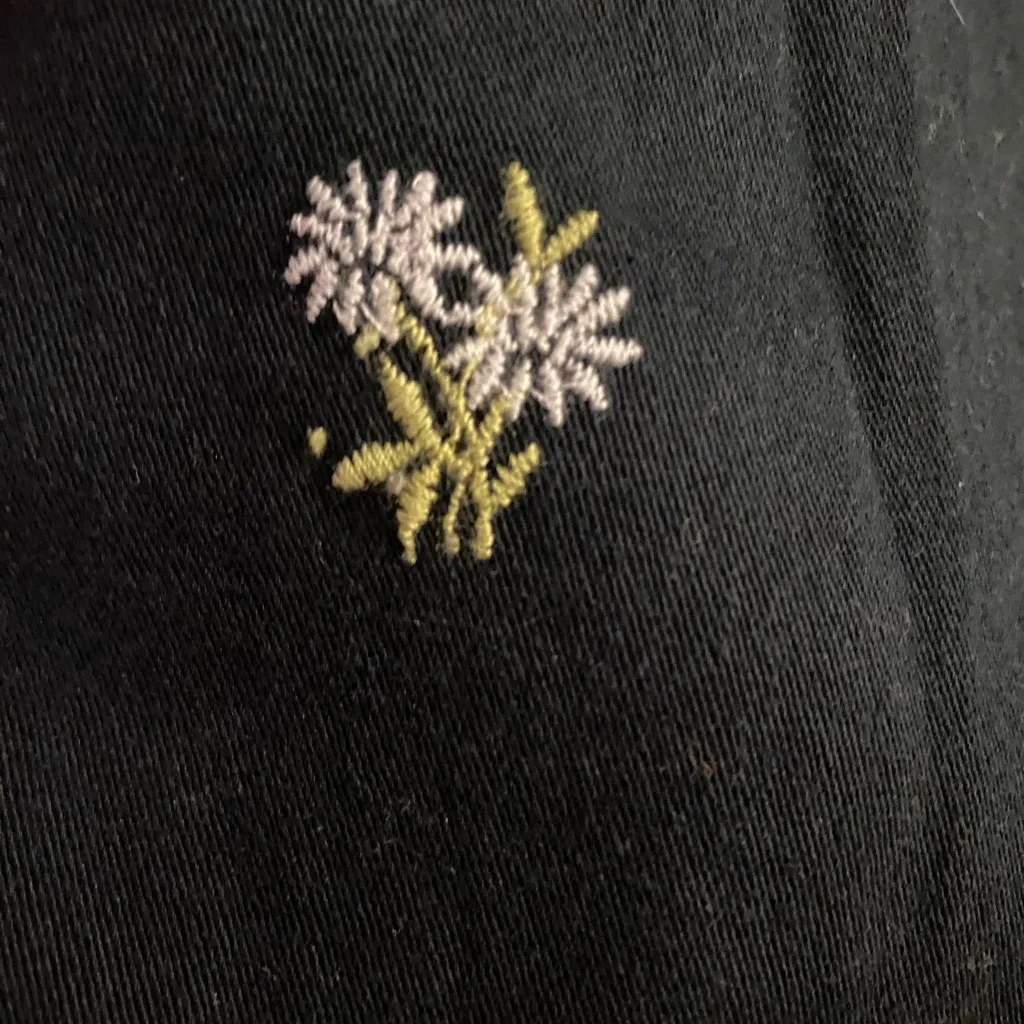 Urban Outfitters Womens Black Pants S Small 26” Embroidered Flowers Allover - Image 4