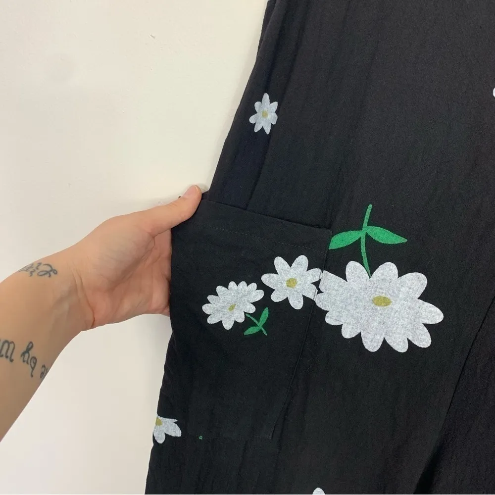 Handmade Painted Daisy Floral Print Jumpsuit Size Medium Black - Image 6