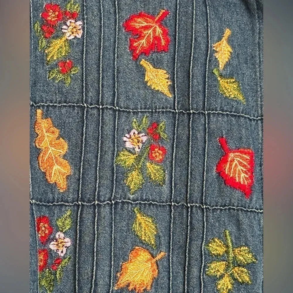 Petite Sophisticate & Co. Vintage Fall Denim Shirt (Y8) - Image 3