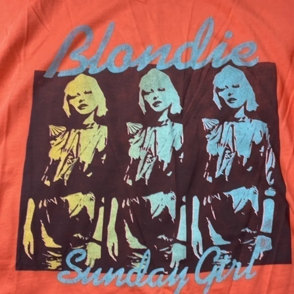 Daydreamer Blondie Sunday Girl Orange Muscle Graphic 3X NWOT - Image 11