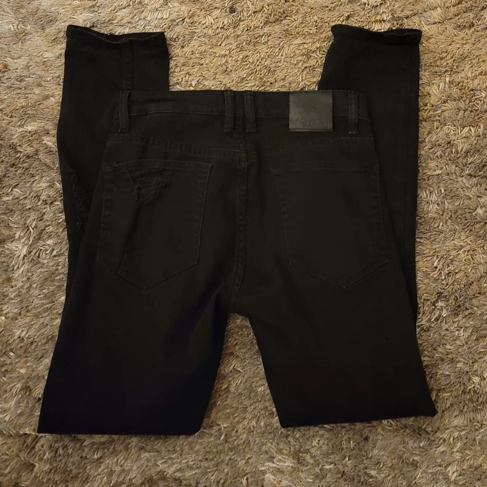 🔥SALE🔥Blank NYC Black Horbatio Distressed Ripped Skinny Jeans 28 - Image 6