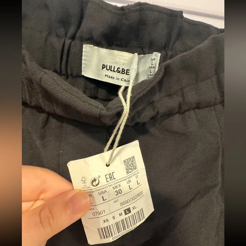 black NWT pull&bear pocket‎ shorts Size L - Image 2