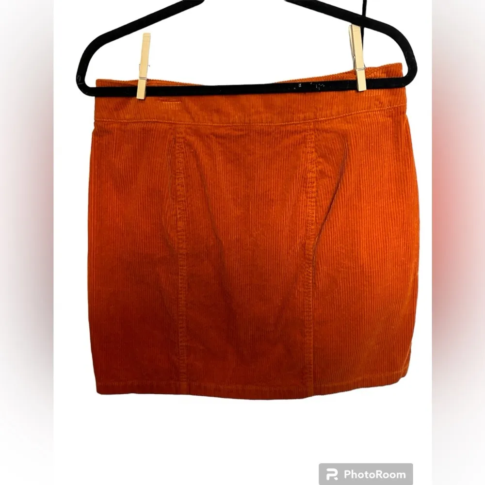 Loft burnt orange corduroy skirt size 10 - Image 2