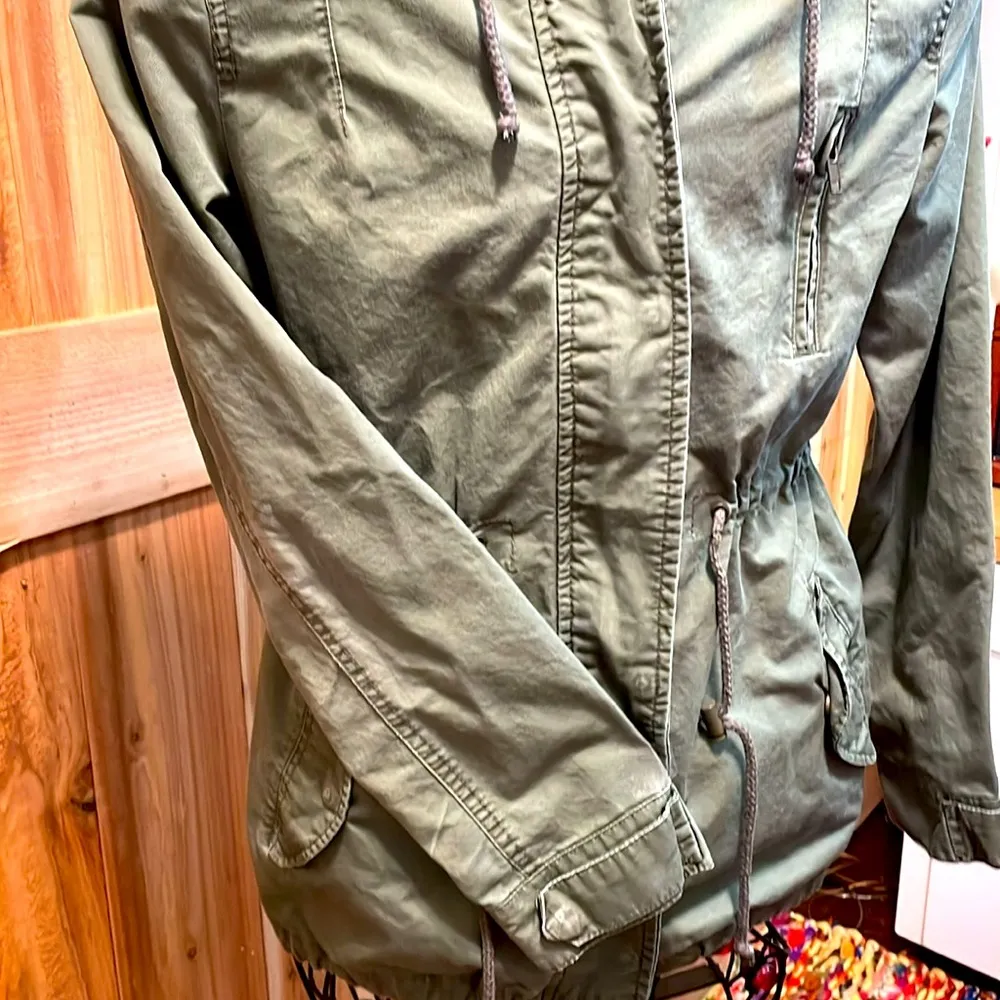 🆓🆓🆓FREE W/PURCHASE🆓🆓🆓Army Green Utility Jacket - Image 4