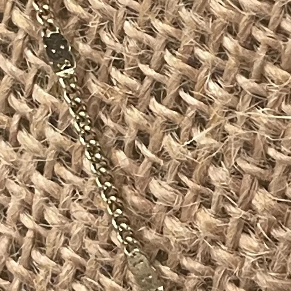 Vera Bradley necklace feather pendant rhinestones - Image 3