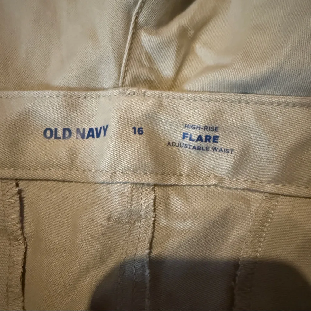 Old Navy NWT Flare Pants Women’s Size 16‎ Tan High Rise Adjustable Waist Casual - Image 6