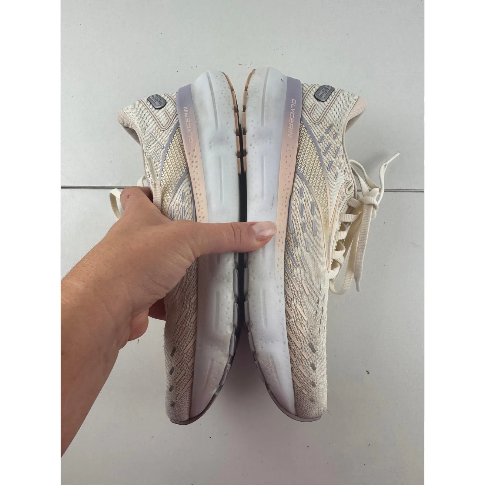 Brooks Glycerin 19 Womens Running Shoes Beige Athletic‎ Sneakers Sz 8.5 Running - Image 6