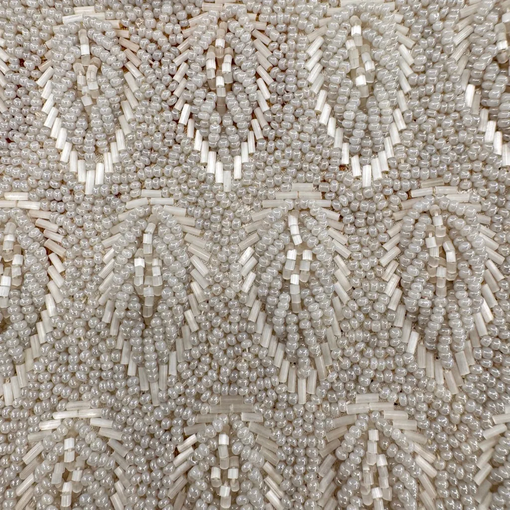 Antique Vintage 1950s Seed Beaded Clutch Purse Leaf Design Magnetic Closure Gold - Image 6