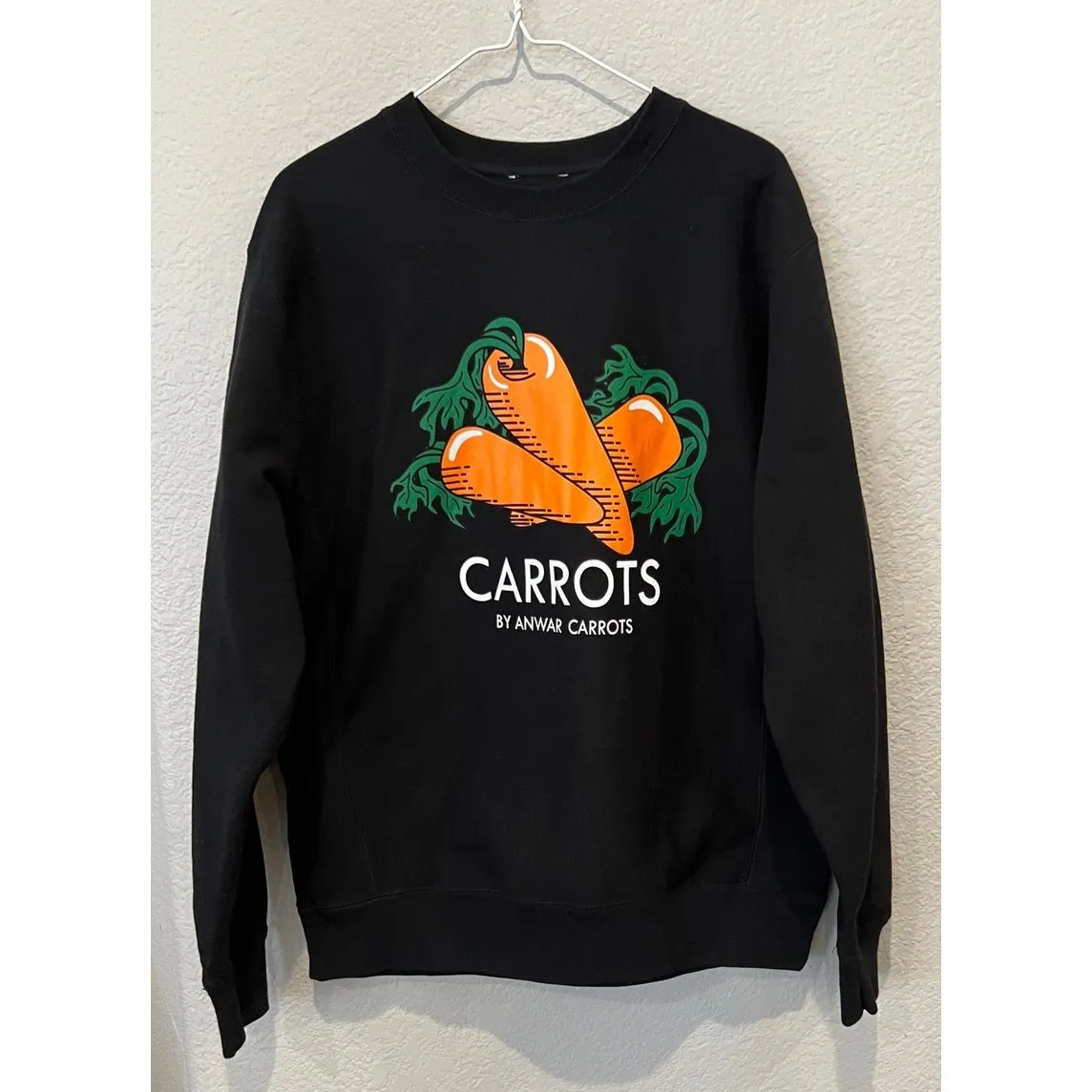 Carrots by Anwar Carrots Graphic Sweatshirt size Medium Black - Image 4