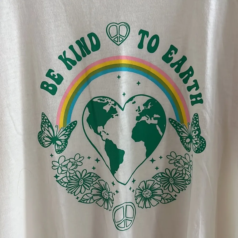 Rebellious One Cream Be Kind to Earth Graphic Tee T-Shirt Earth Day XL - Image 3