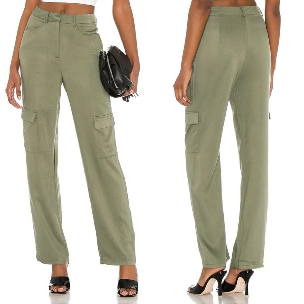 superdown Revolve  Mae Straight Cargo Pant in Olive Green NEW Size Small - Image 2
