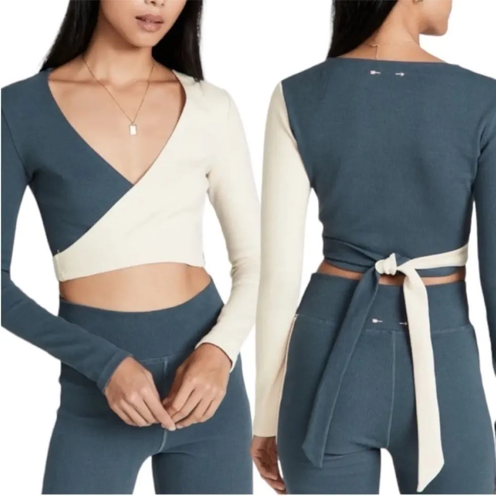 The Upside Luna Kyra Top Size Small Two Tone Blue Cream Crop Ribbed Wrap small - Image 2